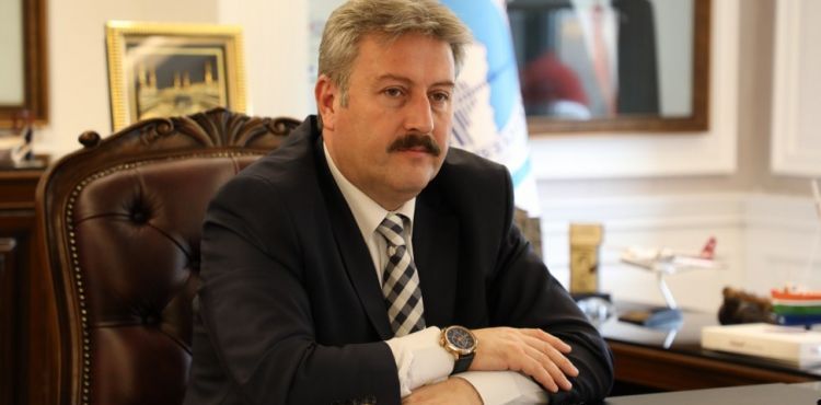 YILIN AHİSİNİ KUTLADI
