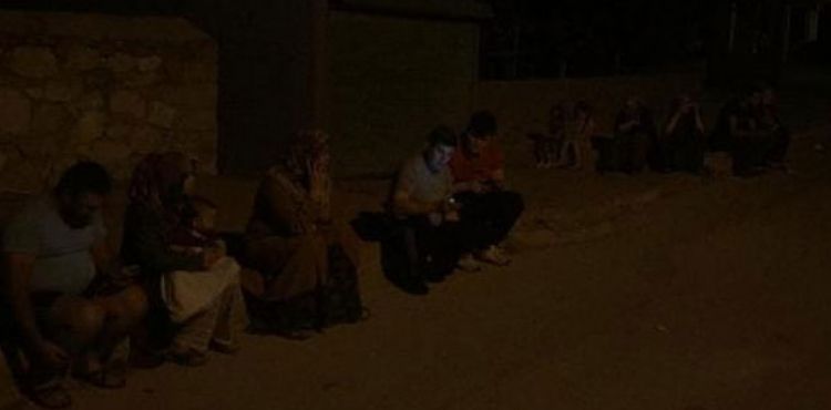Niğde'de korkutan depremler