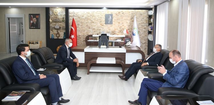 BAŞKAN BÜYÜKKILIÇ’TAN İLÇELERE YAKIN MARKAJ