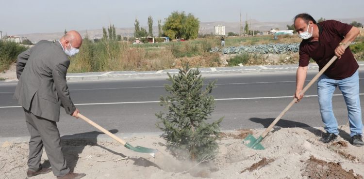 BAKAN OLAKBAYRAKDAR, MUHTARLARIN GNܒN TALANDIRDI