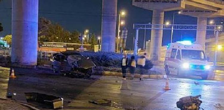 Kayseri'de otomobil köprü ayağına çarptı: 1 ölü