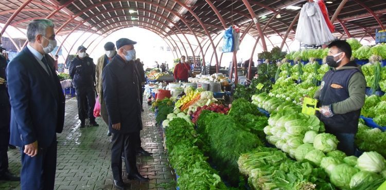 BAŞKAN ÇOLAKBAYRAKDAR’DAN PAZAR DENETİMİ