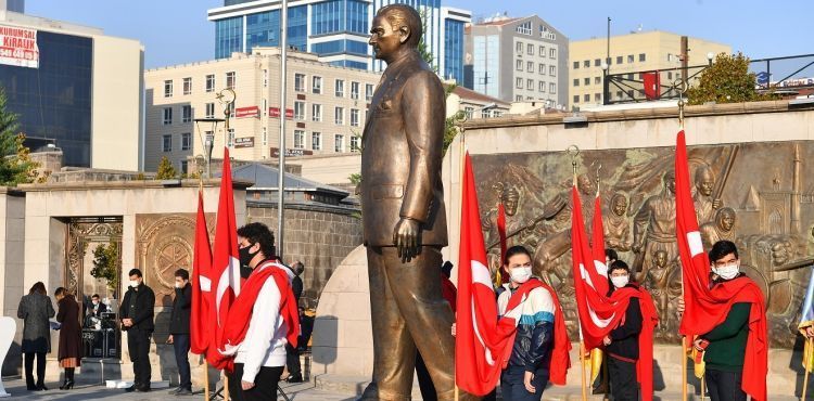 “CUMHURİYETİMİZİN KURUCUSU GAZİ MUSTAFA KEMAL ATATÜRK’Ü SAYGIYLA YAD EDİYORUZ”