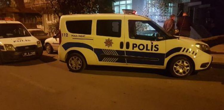 Kayseri'de boşanma aşamasındaki eşiyle tartışınca kendisini vurdu