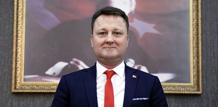 Menemen Belediye Başkanı Aksoy gözaltına alındı