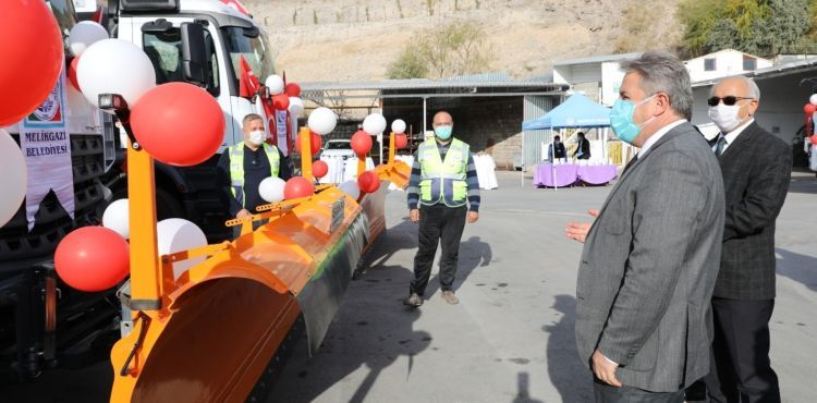 MELİKGAZİ’DE GÜÇLENEN ARAÇ FİLOSU İLE DAHA NİTELİKLİ HİZMET