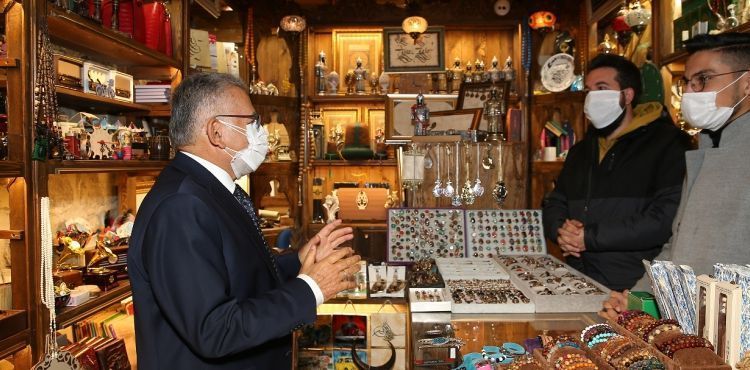 BAŞKAN BÜYÜKKILIÇ YİNE SAHAYA ÇIKTI YİNE HATIRLATMALARDA BULUNDU