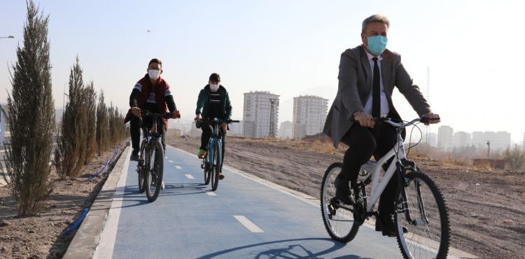 Melikgazi’de 10 KM bisiklet yolu yapıldı