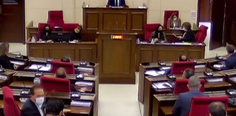 KKTC'de 4'üncü azınlık hükümeti güvenoyu aldı
