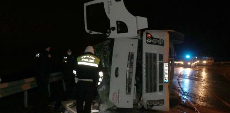 Kayseri'de süt yüklü kamyon devrildi: 1 yaralı