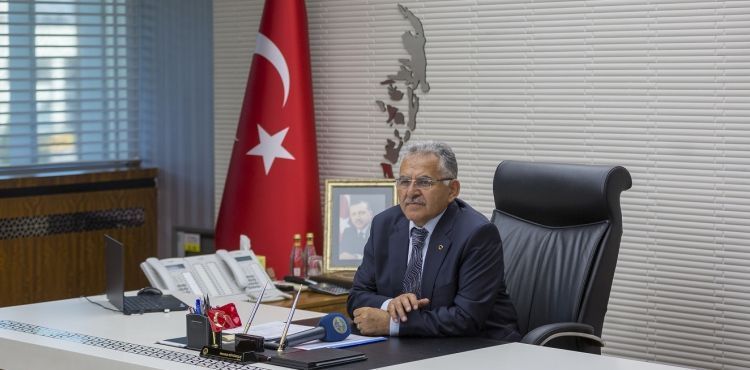 VALİLİK VE BÜYÜKŞEHİR İŞBİRLİĞİYLE EVSİZLERE SICAK ODA VE YEMEK