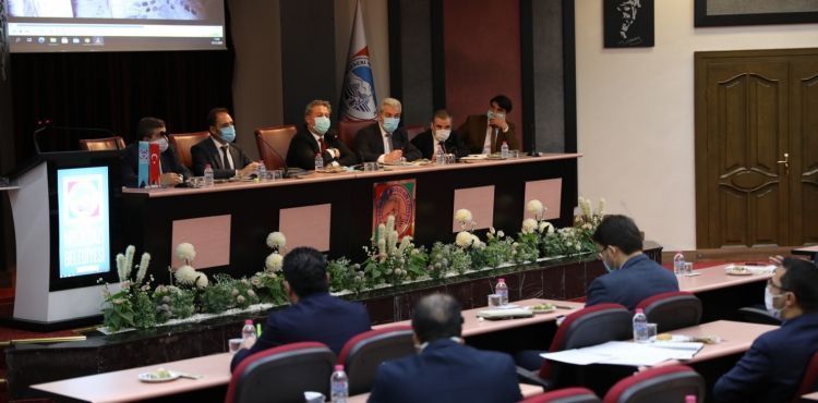 BAŞKAN PALANCIOĞLU, BİRİM MÜDÜRLERİYLE 1 YILI DEĞERLENDİRDİ