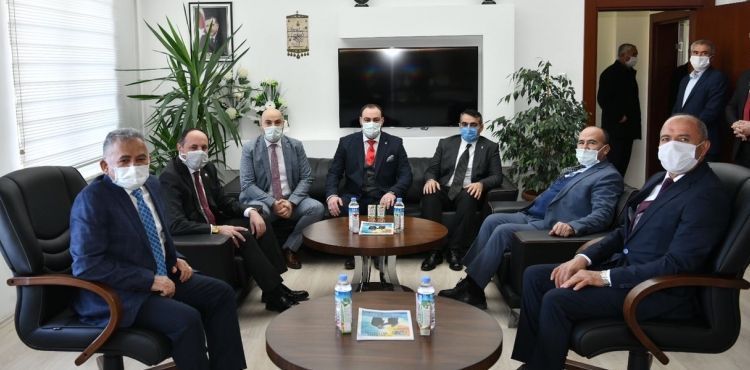 FELAHİYE, BAŞKAN BÜYÜKKILIÇ’I BAĞRINA BASTI