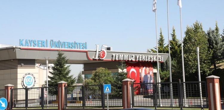 Kayseri Üniversitesi Kütüphanesine Milli Şairimiz Mehmet Akif Ersoy’un İsmi Verildi