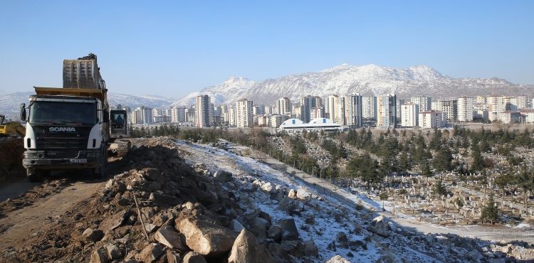 BÜYÜKŞEHİR BELEDİYESİ: MEZARLIK YERİ SIKINTIMIZ YOK