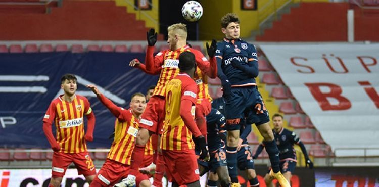 Hes Kablo Kayserispor-Medipol Başakşehir: 2-0