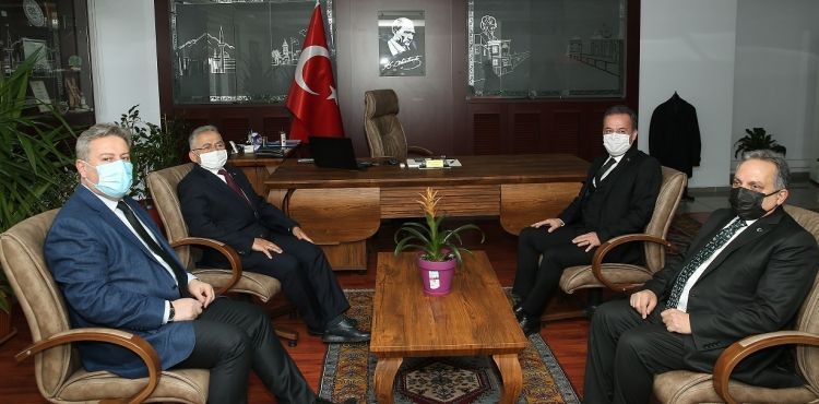 BÜYÜKKILIÇ’TAN HAFTANIN İLK GÜNÜ ZİYARETLER