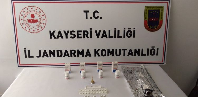 Kayseri’de 3 kişiye uyuşturucu gözaltısı