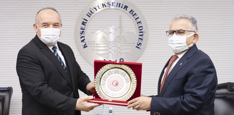 DÜNYA GÜMRÜK GÜNÜ’NDE BAŞKAN BÜYÜKKILIÇ’A ZİYARET