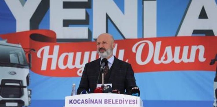 KOCASİNAN, YENİ ARAÇLARINI TÖRENLE TANITTI