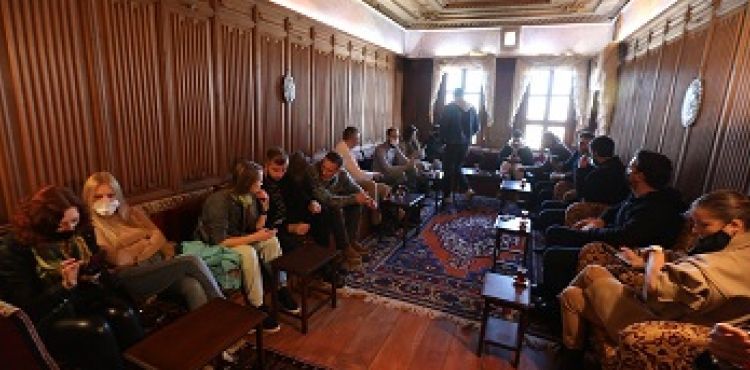 “TALAS ÇOK GÜZEL, BURADA OLMAKTAN MUTLUYUZ”