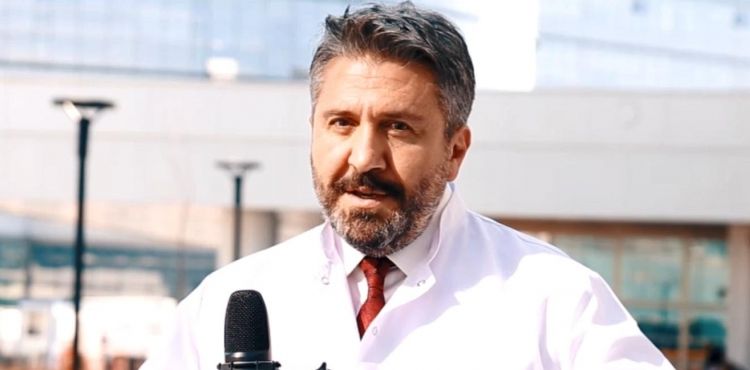 Sağlık çalışanları, sağlık için çalıp söyledi