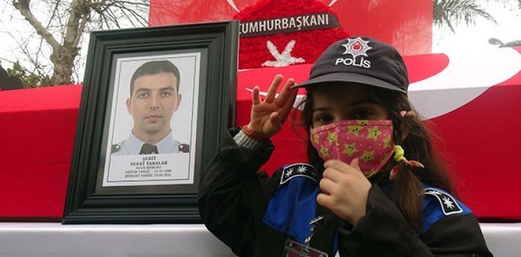 Gara şehitleri son yolculuğuna uğurlanıyor