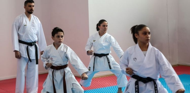 MİLLİ SPORCUDAN TALAS’TA KARATE KURSU