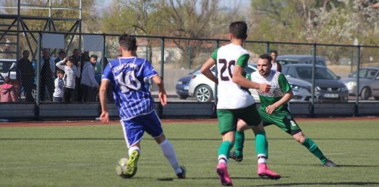DANİMARKANIN GENÇ FUTBOL YILDIZI KAYSERİ DE