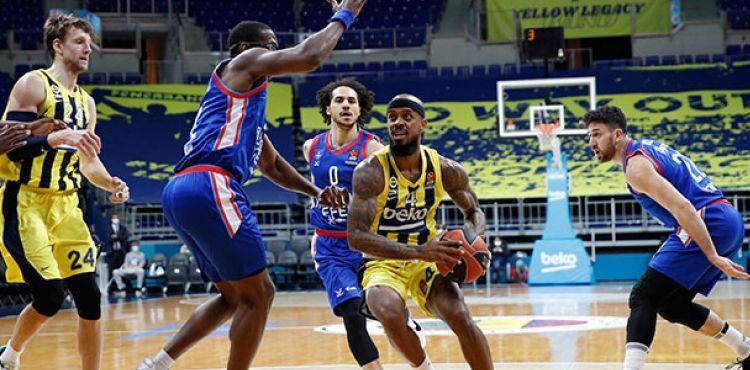 EuroLeague'deki Türk derbisinde kazanan Anadolu Efes