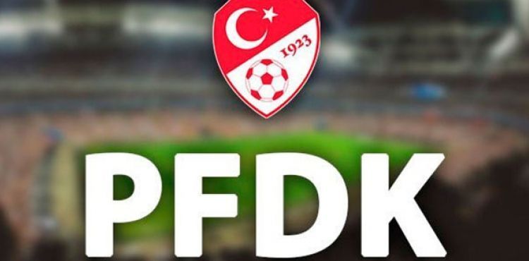 Galatasaray'da 4 isim PFDK'ya sevk edildi