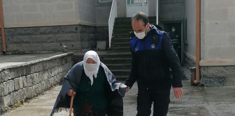 MELİKGAZİ'DE ZABITA EKİPLERİNDEN ÖRNEK DAVRANIŞ!
