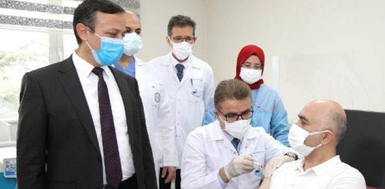 Yerli koronavirüs aşısında Faz-2'nin ikinci doz uygulaması devam ediyor