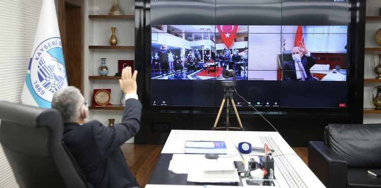 BAŞKAN BÜYÜKKILIÇ’TAN YAŞLILARA SÜRPRİZ