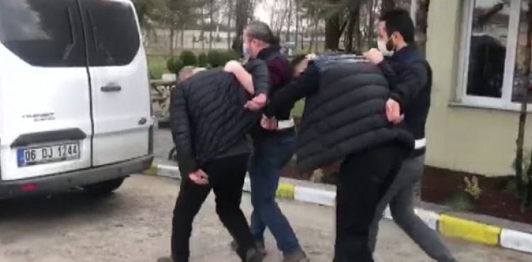 Aile hekimi ve hastasına uyuşturucudan gözaltı