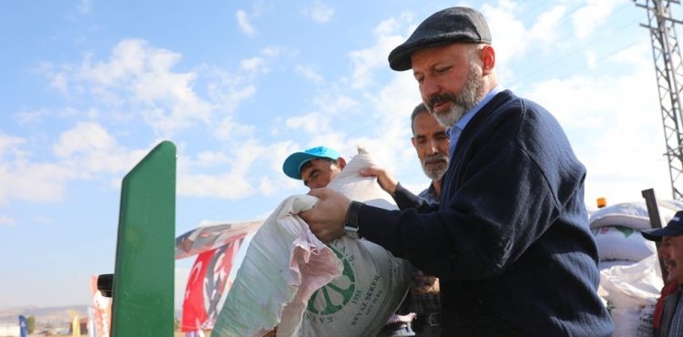 KOCASİNAN’DA TARIMA DESTEK DEVAM EDİYOR