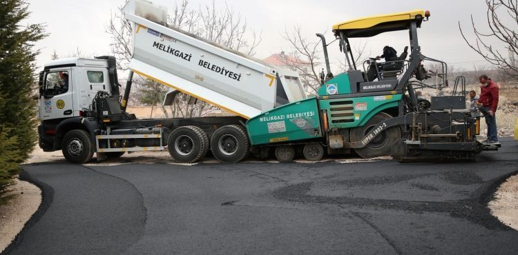 2 KİLOMETRELİK YENİ YOL GÜZELKÖY MAHALLESİNE HAYIRLI OLSUN!