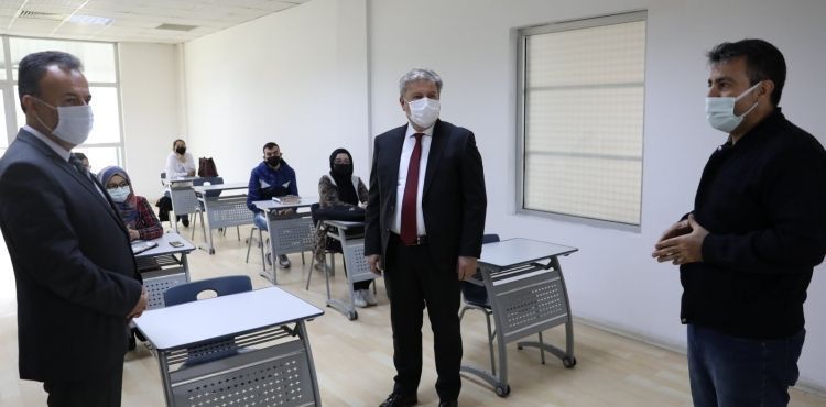 MELİKGAZİ'DEN YKS ÖĞRENCİLERİNE ETÜT MERKEZİ