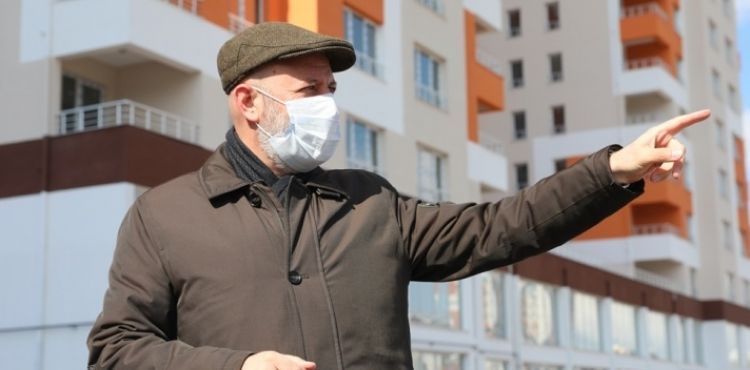 BAŞKAN ÇOLAKBAYRAKDAR’DAN KENTSEL DÖNÜŞÜMDE EZBERLERİ BOZAN DÖNÜŞÜM