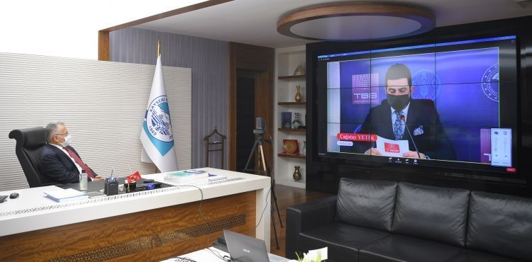 BÜYÜKKILIÇ, “BELEDİYELERDE GIDA BANKACILIĞI ÇALIŞTAYI”NA VİDEOKONFERANSLA KATILDI