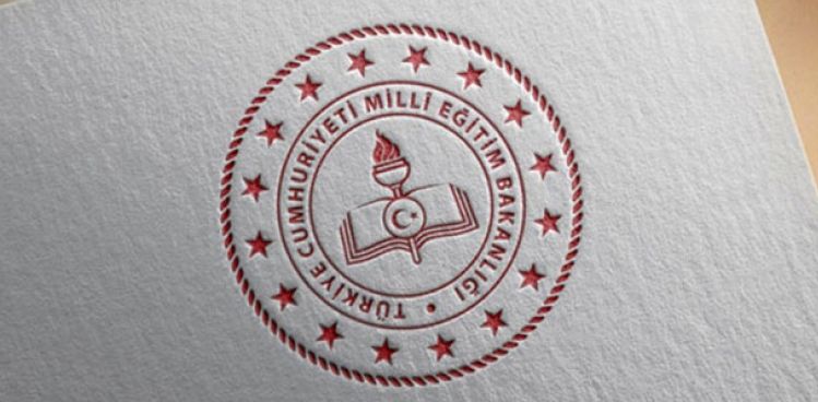 'Nutuk' dağıtımına izin vermeyen müdür görevden alındı