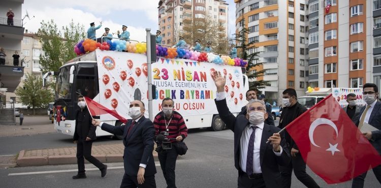 BAKAN BYKKILIǒTAN 23 NSAN ULUSAL EGEMENLK VE OCUK BAYRAMI MESAJI