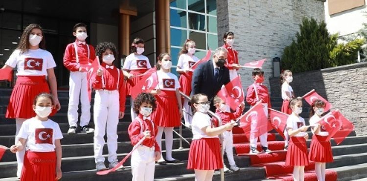 BAŞKAN YALÇIN’DAN 23 NİSAN MESAJI
