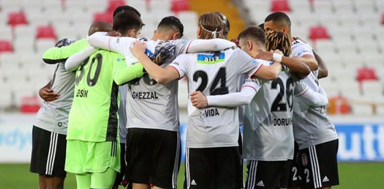 Lider Beşiktaş'ın konuğu Kayserispor