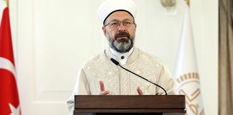 Diyanet İşleri Başkanı Erbaş'tan 'zekat' açıklaması