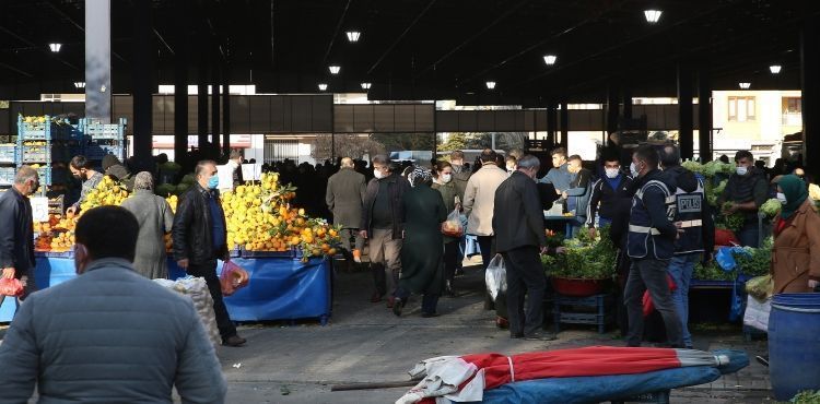 KISITLAMADA AÇIK OLACAK SEMT PAZARLARINDA YENİ DÜZENLEME
