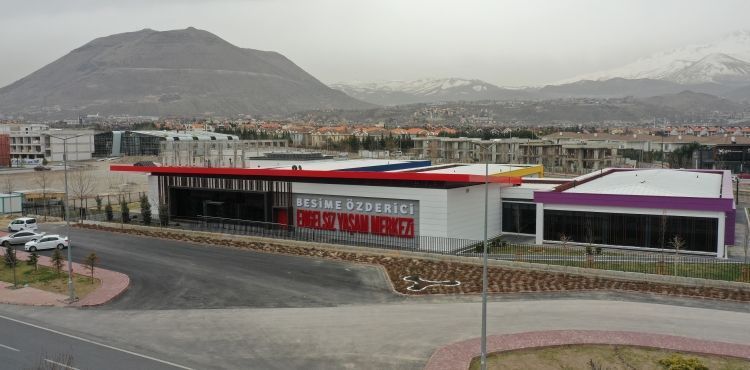 BÜYÜKKILIÇ’IN “ENGELSİZ YAŞAM” PROJELERİ ENGELLERİ ORTADAN KALDIRACAK