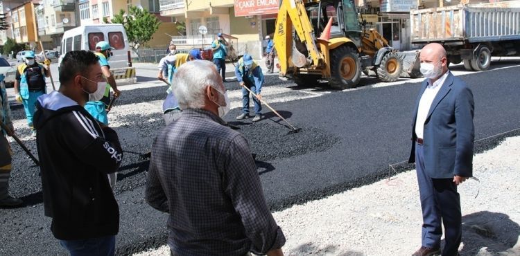 KOCASİNAN BELEDİYESİ, TAM KAPANMADA TRAFİĞİN AZALDIĞI NOKTALARI BAŞTAN AŞAĞI YENİLEDİ