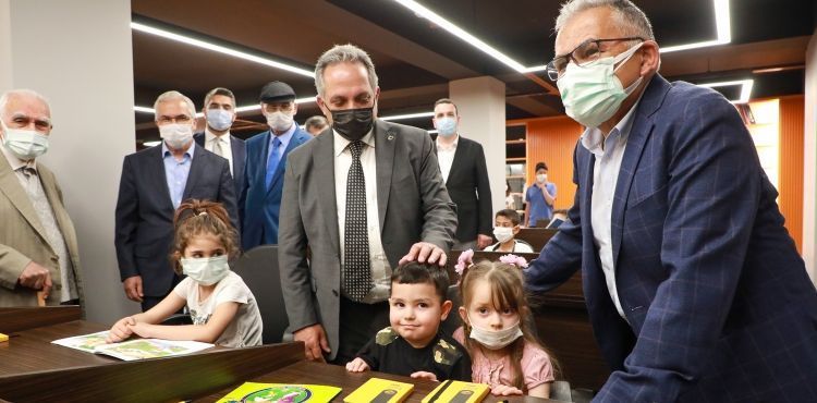 TALAS’A BİR KÜTÜPHANE DAHA!