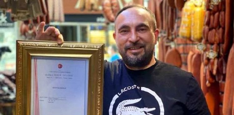 Pastırmacı Tolga, ‘Siz isteyin biz gönderelim’ cümlesinin patentini aldı